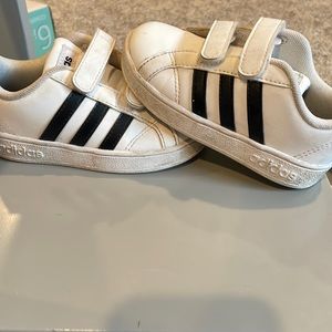 Kids Adidas size 7